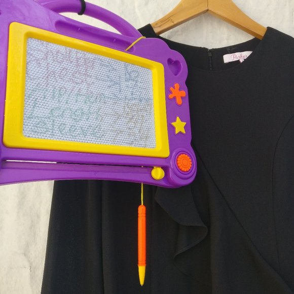 Parker Black Ruffled Dress size 4, Lightweight Short Black Dress fully Lined - Picture 6 of 6